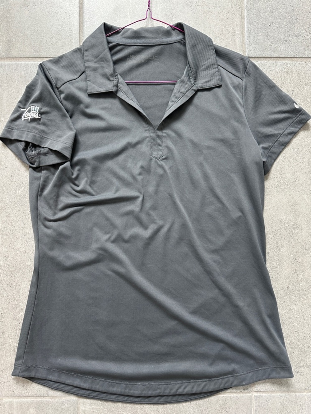 Nike Women’s Charcoal Gray Short-Sleeve Polo golf Las Vegas medium